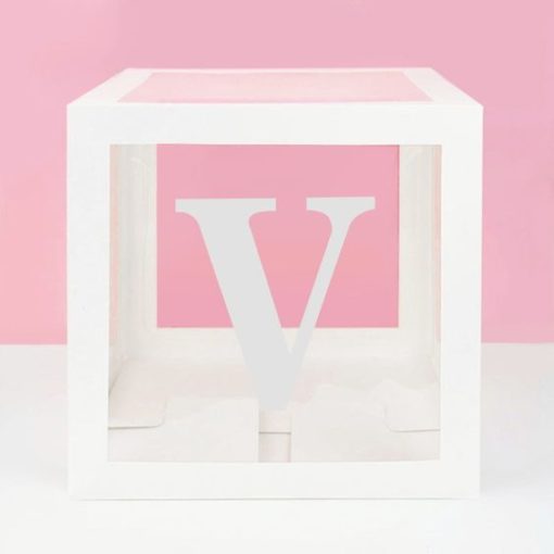 Κουτί Με Αυτοκόλλητο Γράμμα V